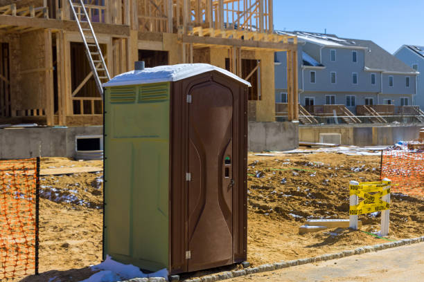 Best Portable restroom trailer rental  in Temple Hills, MD